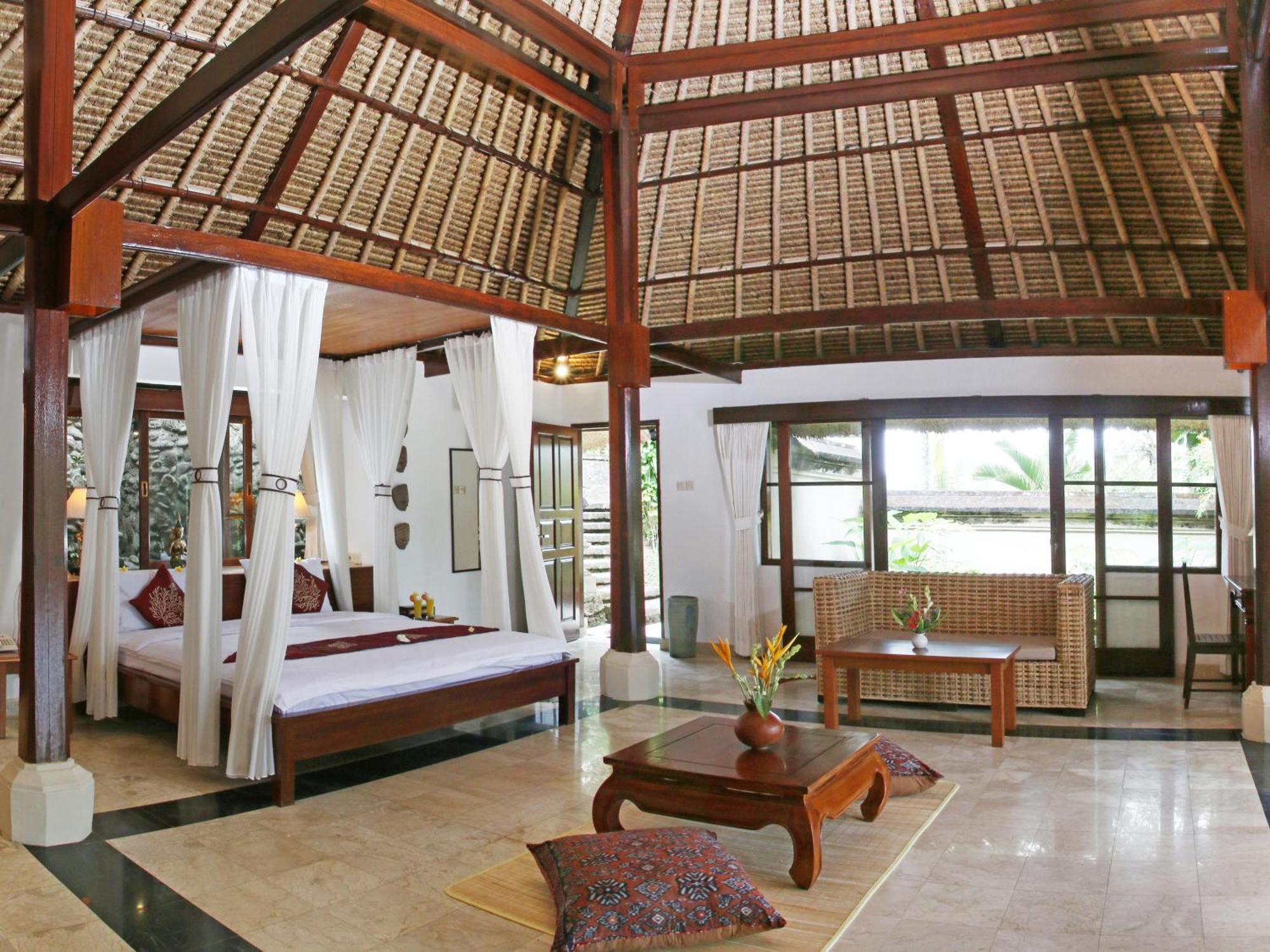 Toya Retreat